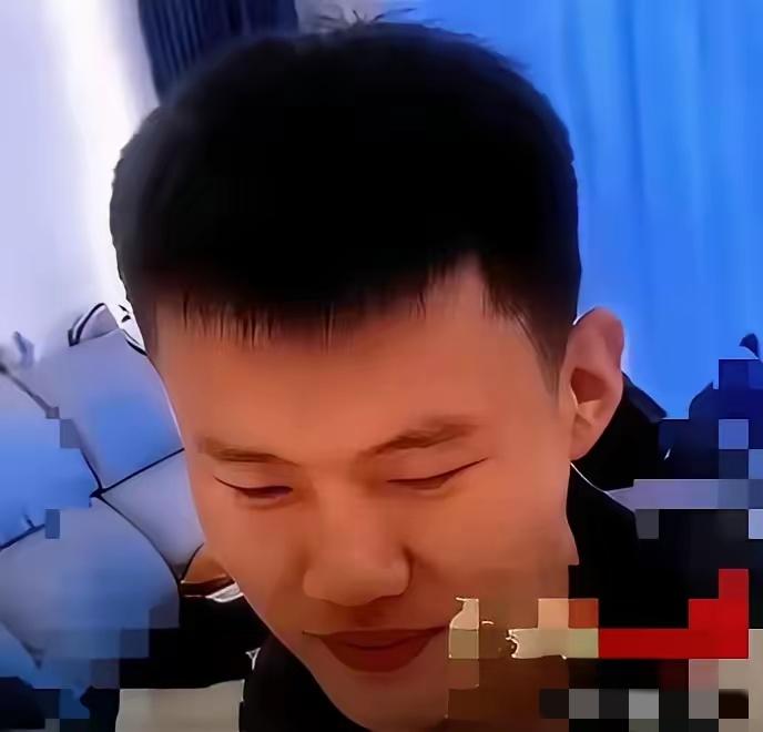 25岁海军陆战队英雄魂归故里！他的牺牲，不止是一个家庭的痛！
 
刷到谢丛欣烈士