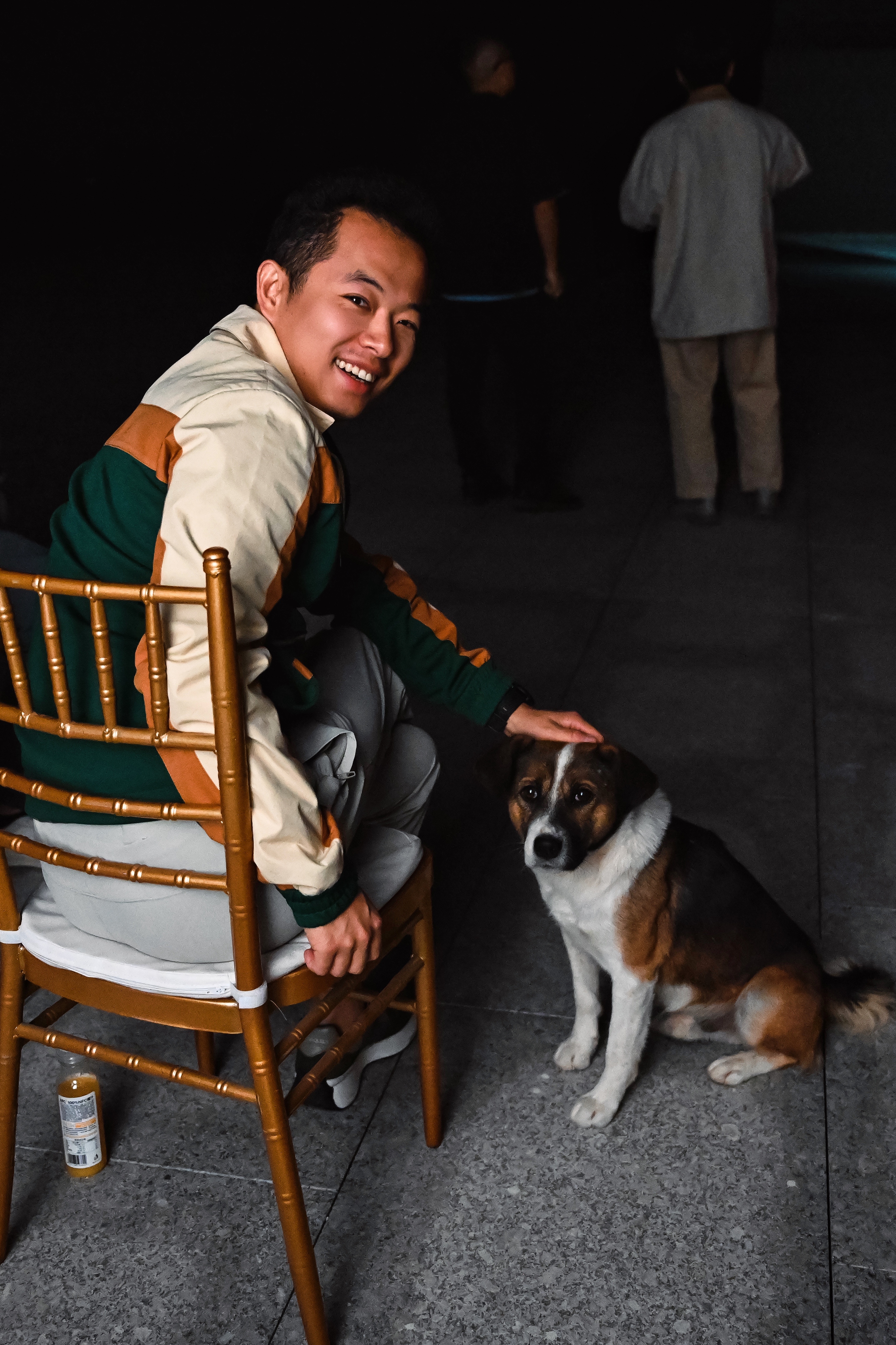 《欣哲频道》在银川拍蔚来ES8.jpg 欣哲频道蔚来es8蔚来  ​​​