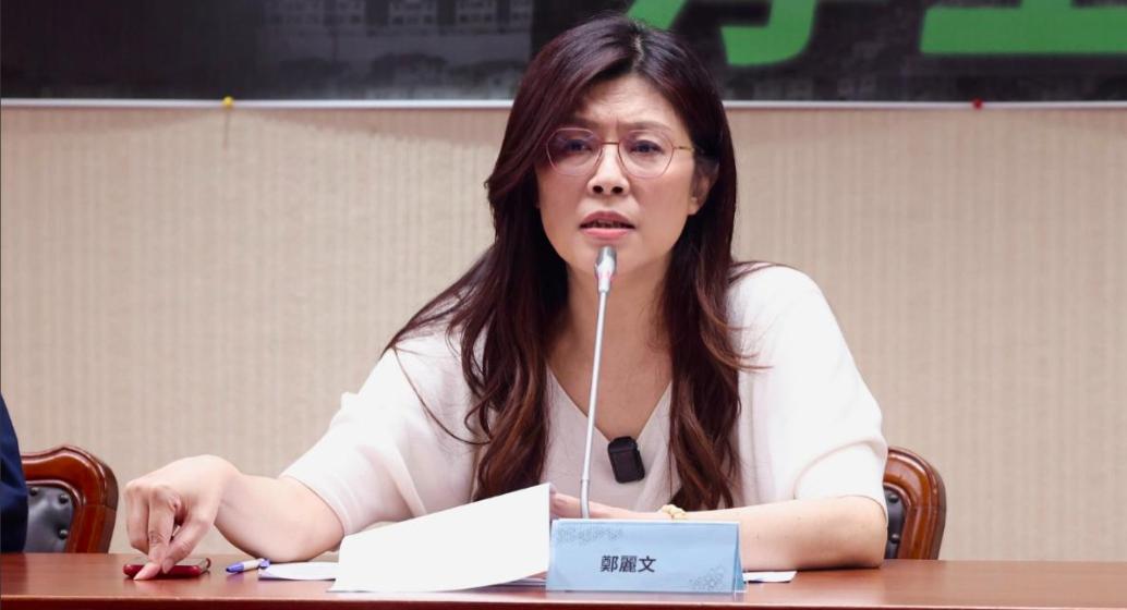 郑丽文想去美国被拒！美国只认利益，不认所谓交情。郑丽文想去美国，最后没去成。
