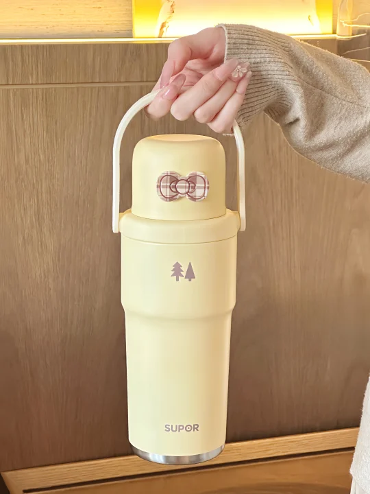 我的秋冬战杯到啦！！奶呼呼的黄色好喜欢～