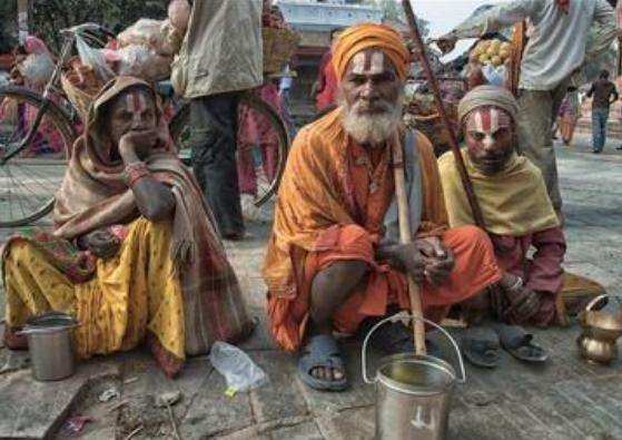 美国为啥不收割印度？不是美国不想收，而是它真的啃不动。印度这国家，从根儿上就跟其