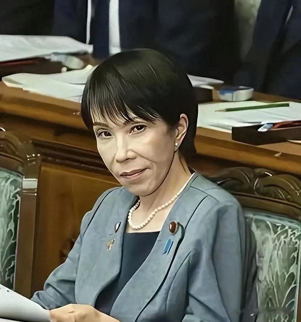 笑不活了！高市早苗头顶停了一只大苍蝇冲上热搜，这只苍蝇也算是在昆虫界“青史留名”