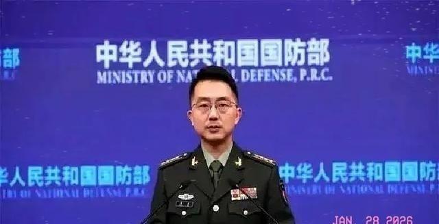 国防部直接把话挑明了，满18岁的男青年，必须兵役登记，不是“建议”，不是“号召”