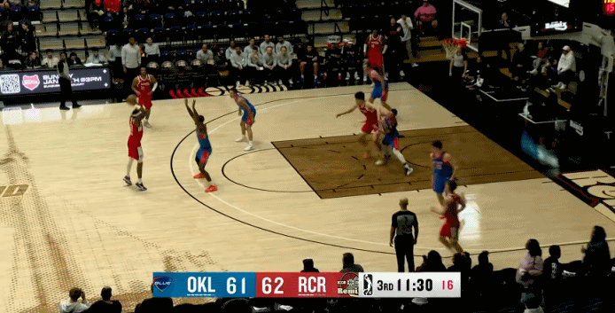 杨瀚森G联赛得分新高 杨瀚森 瀚森在J联赛已经能形成降维打击了，这就是肉眼可见的