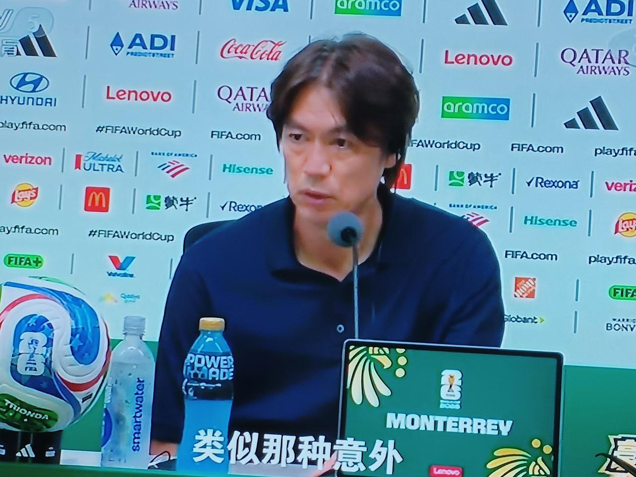 这次美加墨世界杯足球比赛，韩国失利，其足球队主教练辞职了。
韩国对这项运动还是非