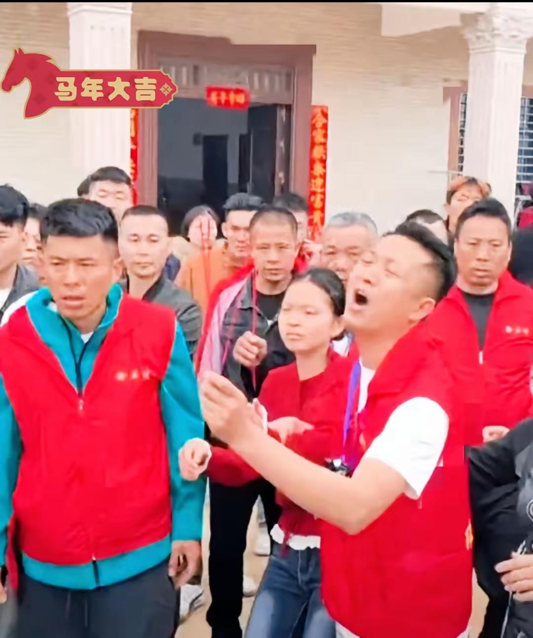 湛江妈祖仪式翻车！资本硬塞人，神明不买账

几百年仪轨，讲究灵性连接。资本嫌不够