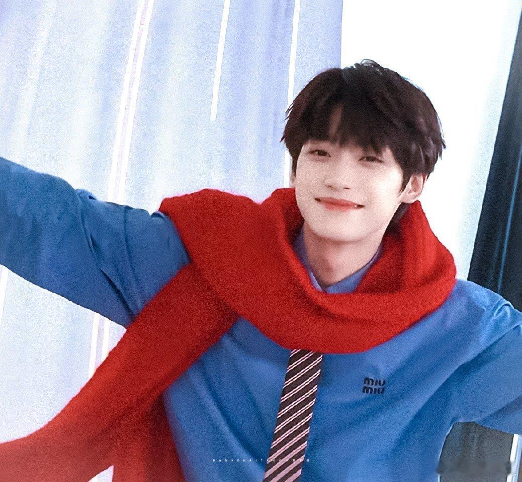 梓渝代言施洛华施洛华对于自己广告的问题进行道歉，真的能体现对代言人粉丝的重视，很