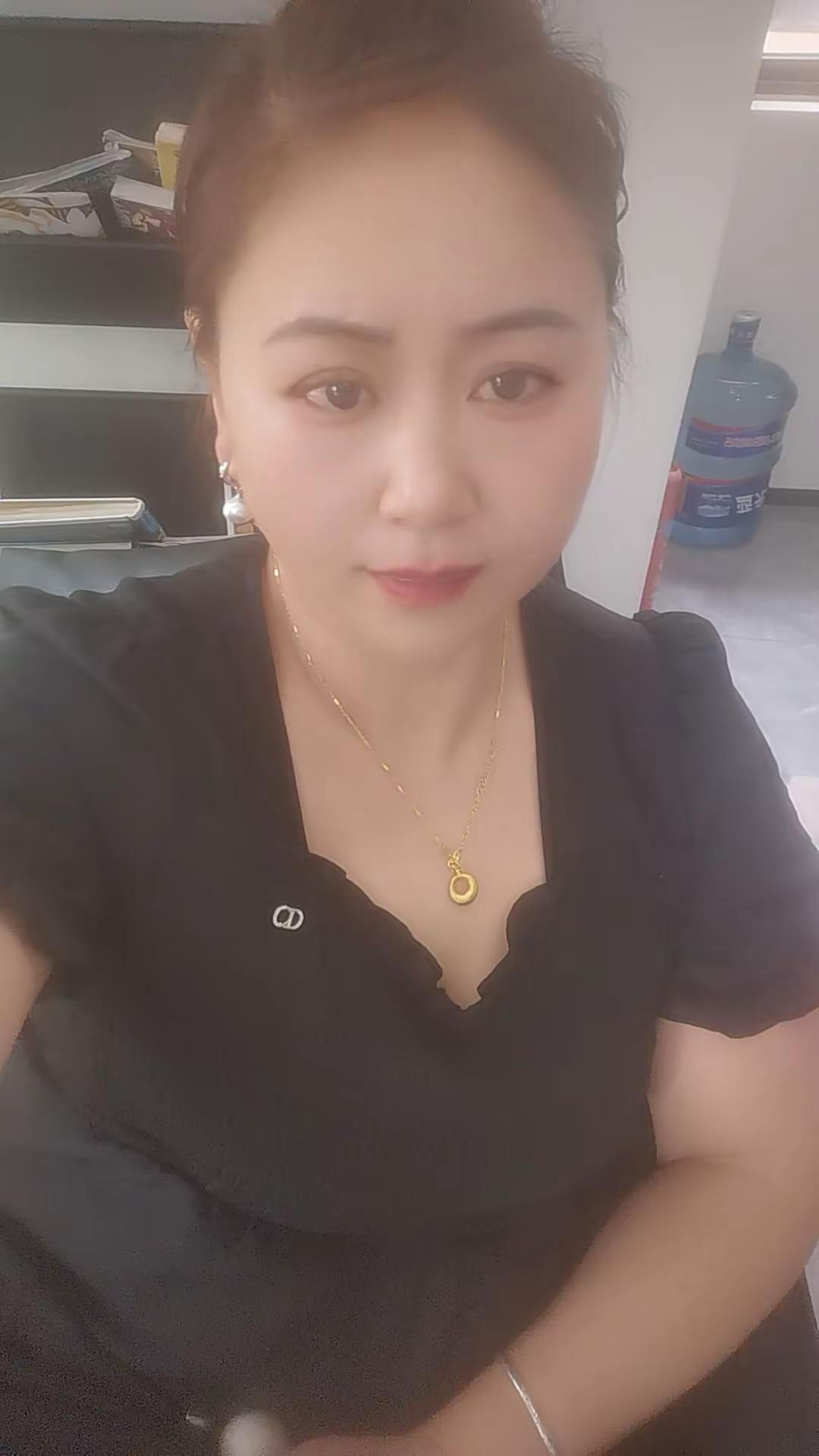 记录每天不同自己 老阿姨又上线了 做个美美的老阿姨
