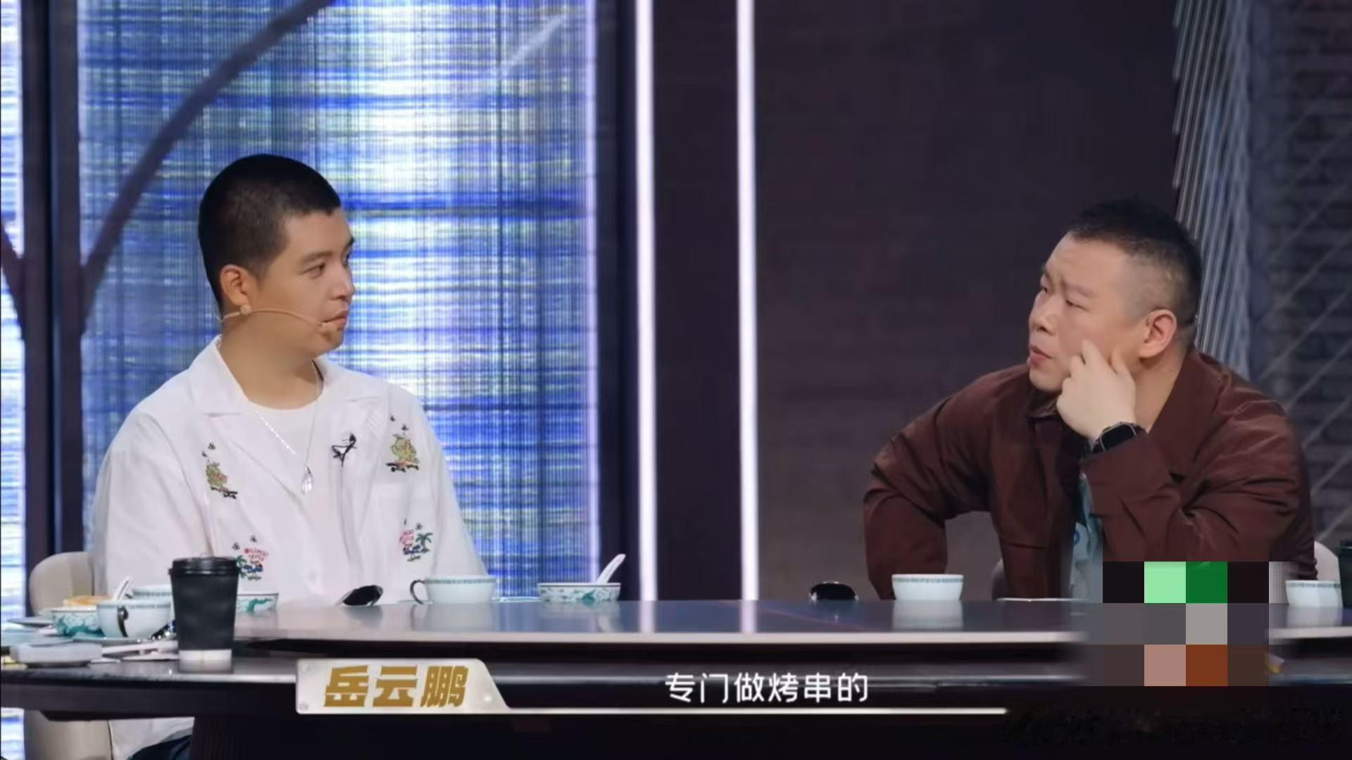 邓超为了吃是这样的天才厨人 这段趣事最有说服力的点在于见证者，本身不怎么爱吃烤串