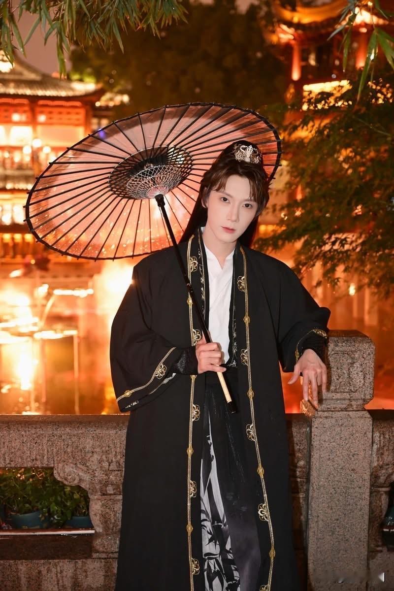 Ten李永钦的汉服look。。