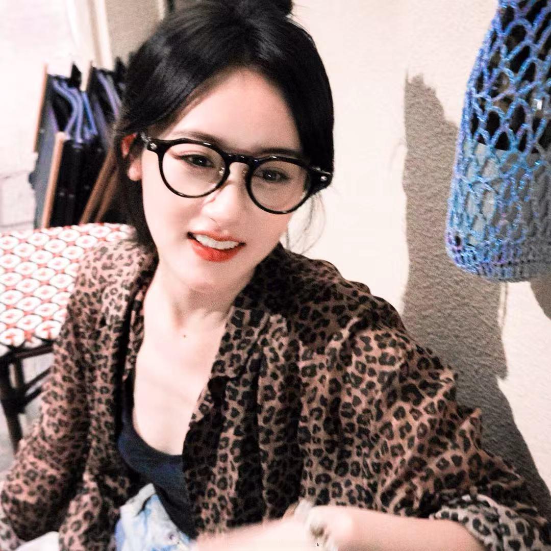 袁冰妍我们一直都在 啊啊啊这两张图好美！嗯对我修的