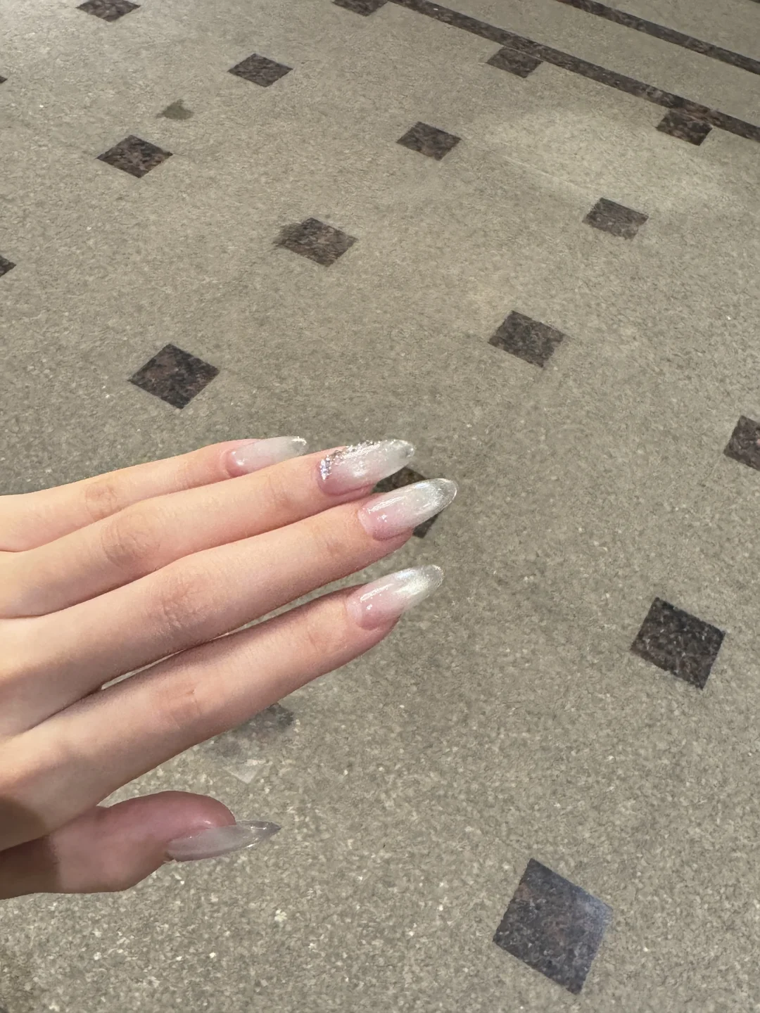 有被闪到🤨