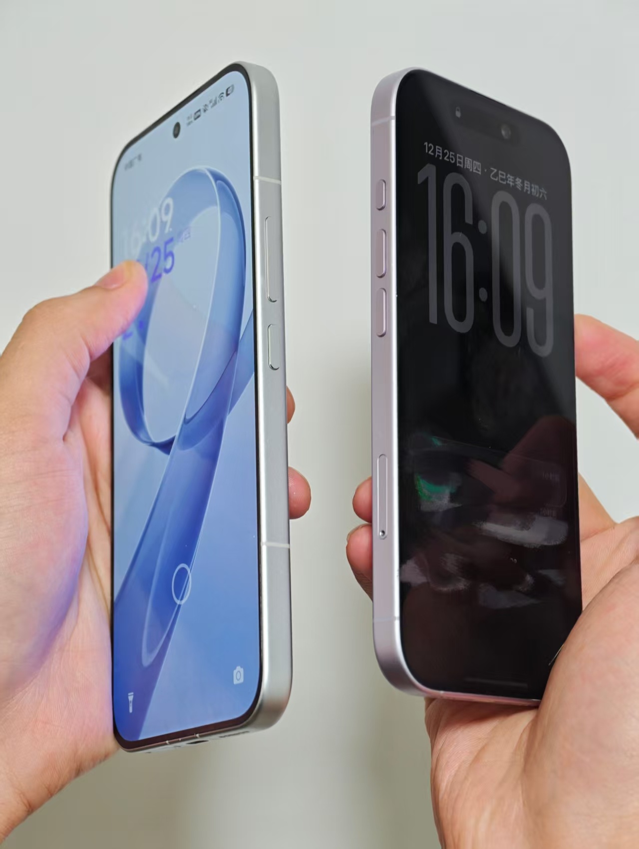 iPhone音量键在左侧，而安卓手机的音量键大部分都在右侧，大家觉得哪种设计更好