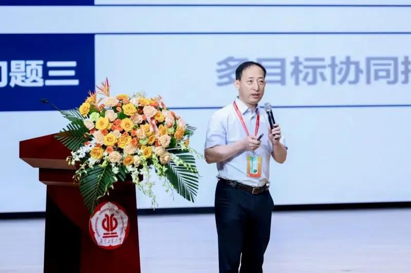 有“最强中专生”赞誉的高会军，最近获得了国家技术发明奖二等奖，又为其进阶院士之路