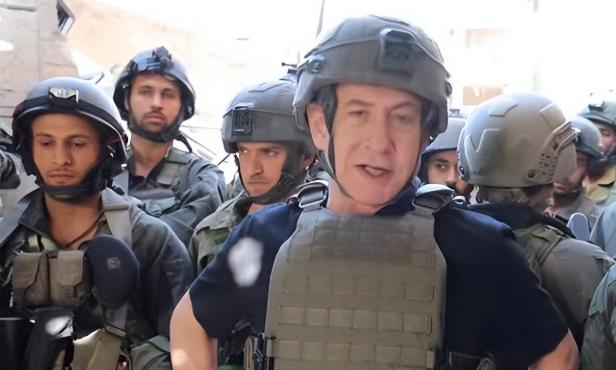 特朗普刚喊完推迟打击，美以战机就趁夜色动手了！谁能想到，这出阴险的缓兵之计，换来