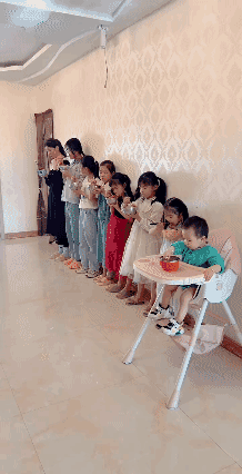 不拼儿子了，拼福气！[大哭]