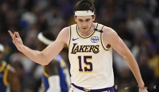 里弗斯休赛期可能拿到顶薪合同？湖人老板是他的头号粉丝！

据美记Sam Amic