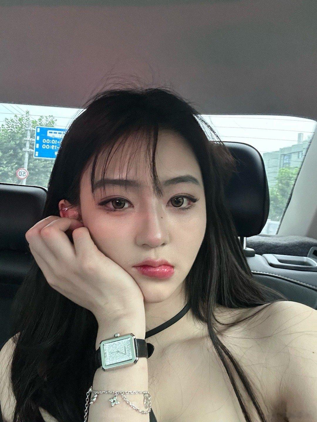 可可爱爱 ​​​