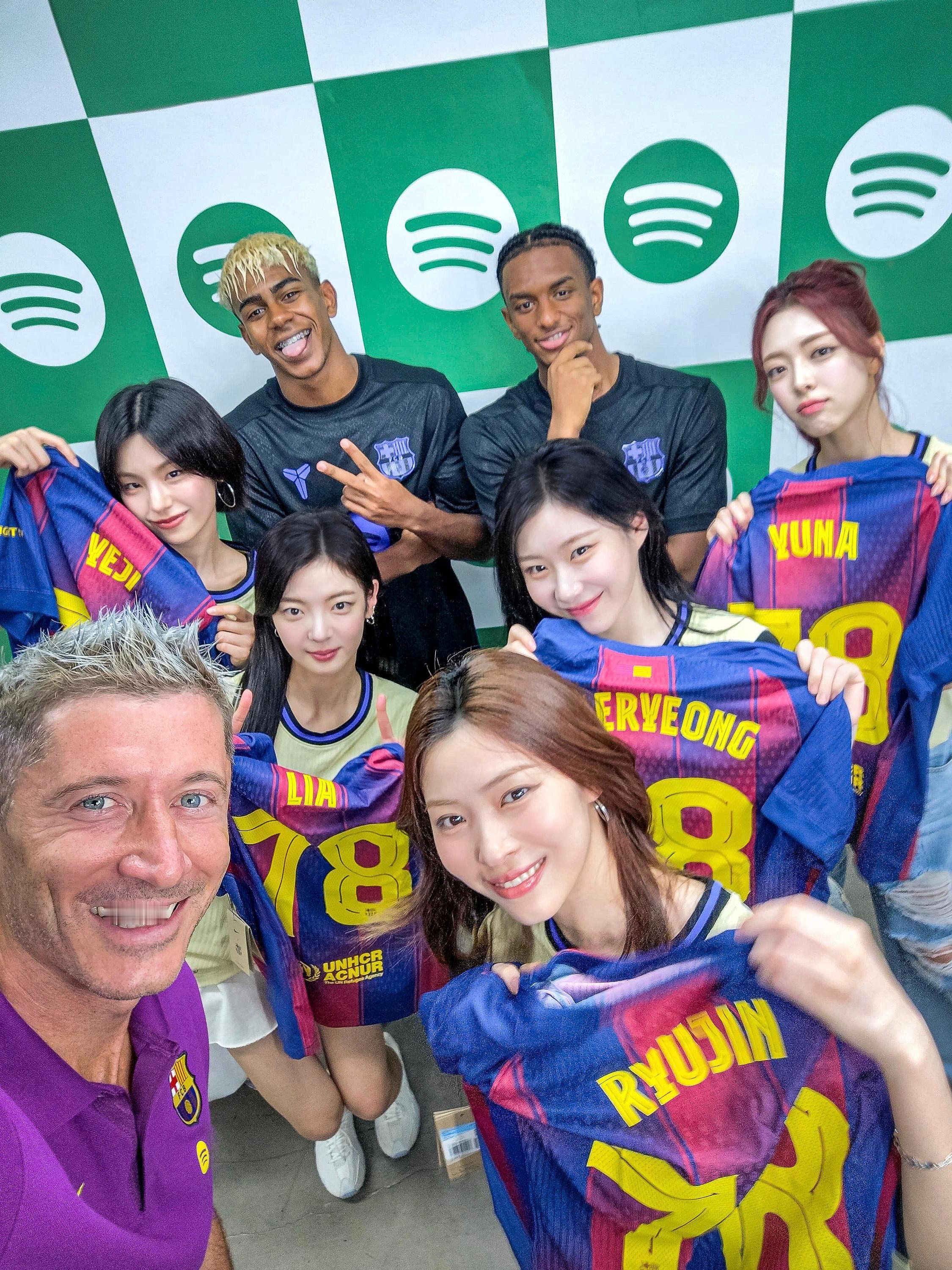 ✨Twinning and Winning🤳🏻巴萨[超话] 🔴🔵Forç