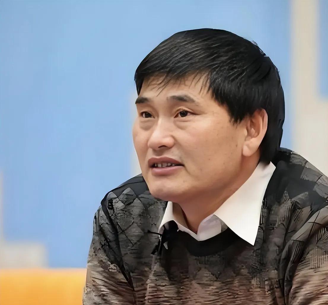 同行出场费纷纷涨价，朱之文多年报价不变，你怎么看？
演艺圈差不多都有这么一个现象