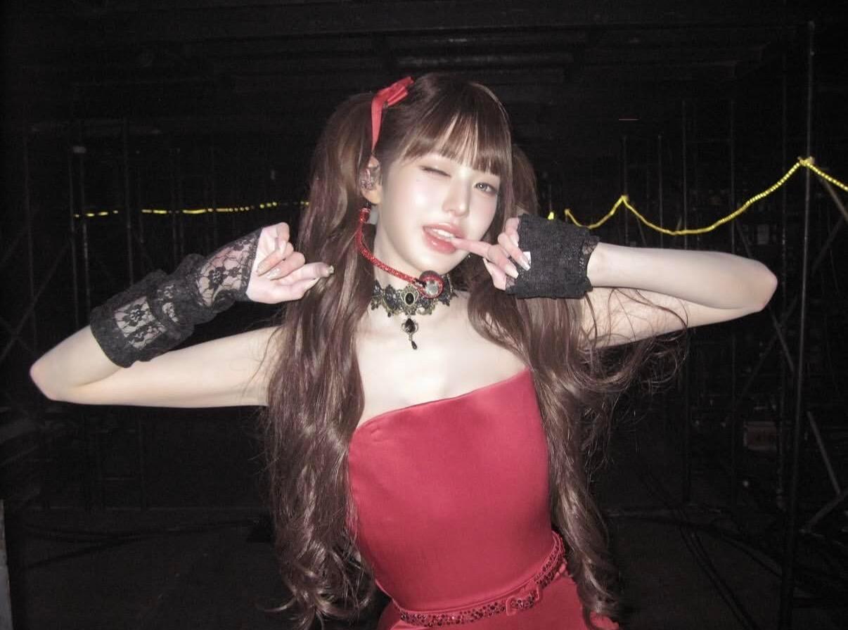 张元英采访安妮海瑟薇 【张元英】终于等到双马尾返图😋 