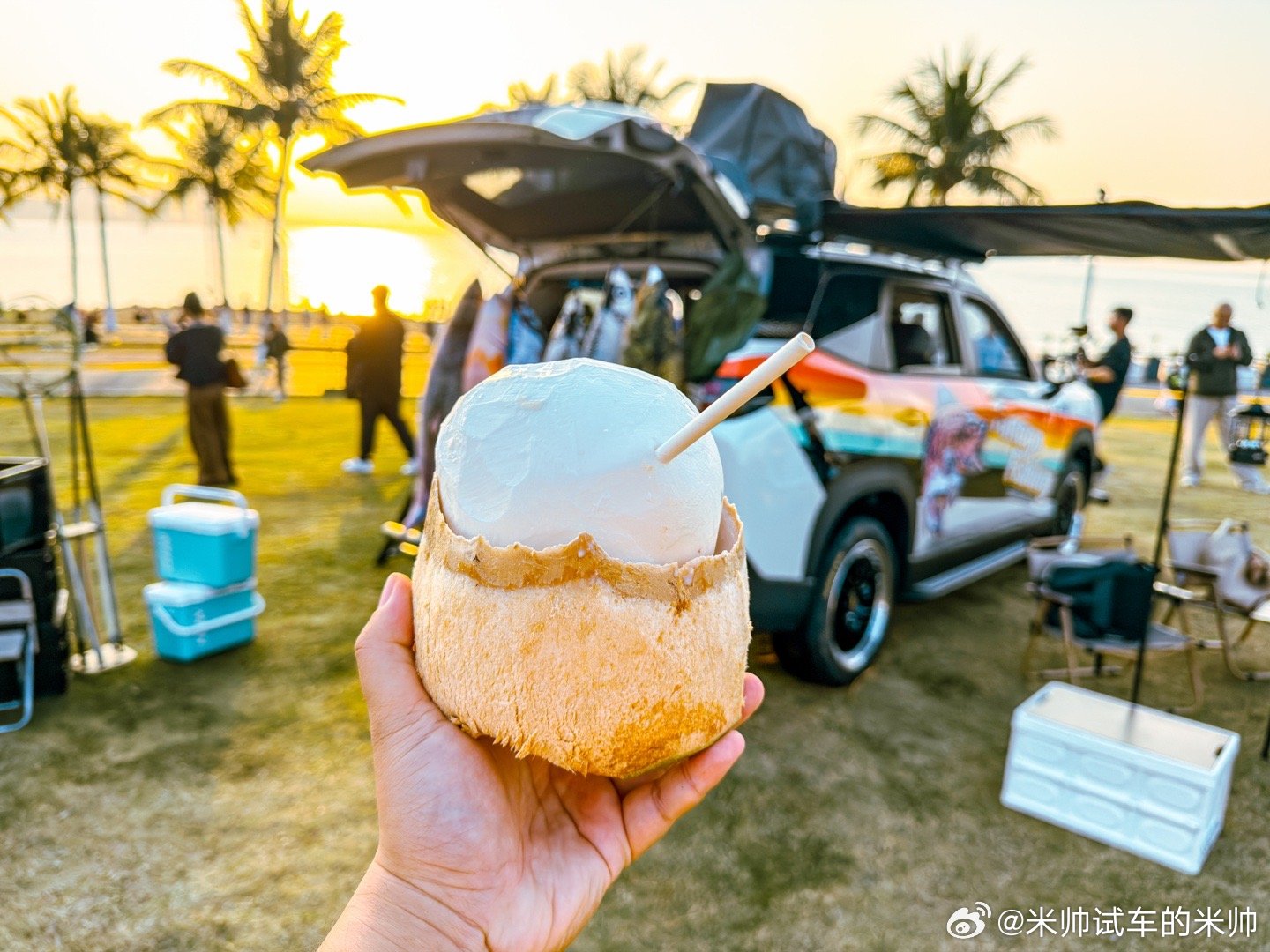 伴随海边的日落，期待五菱的星光560今晚的上市价格！据说这是目前能买到的最便宜的