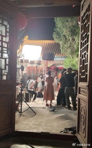 建议微短剧先备案后开机观众的审美在提升，市场的要求在变高，只会靠低俗、猎奇、擦边