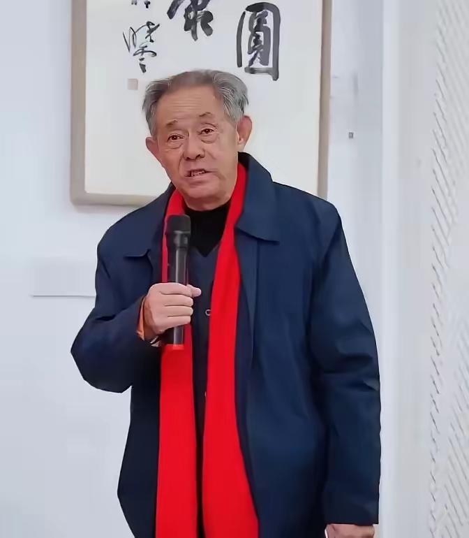 判决一下来，大家反而更不舒服：闹得满城风雨的是“国宝被贱卖、捐赠书画流出南博”，
