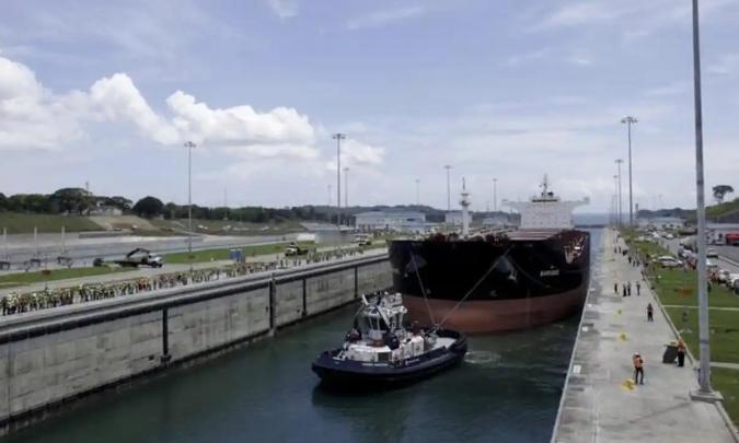 大快人心！中方果断亮出强硬底牌，正式下达禁令，勒令马士基与地中海航运两大航运巨头