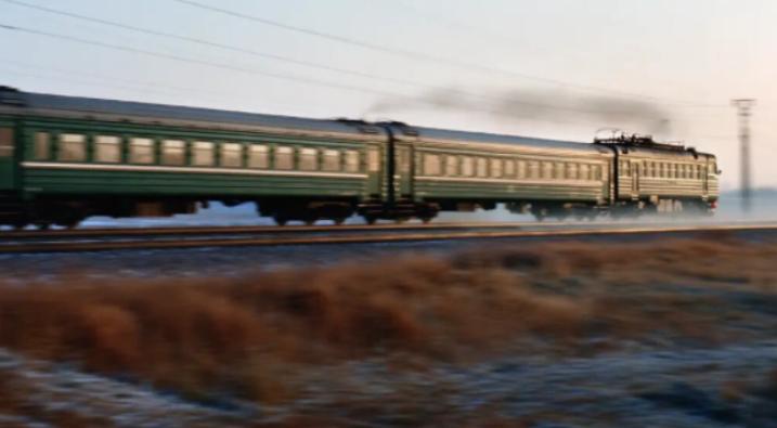 俄媒爆大动作：中俄同日官宣开行对朝列车！专家直言：这绝非简单的运输复苏，而是重塑