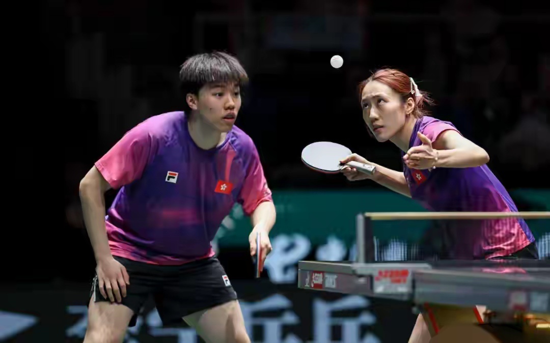 成都混团世界杯，中国香港与法国打满15局，终凭杜凯琹/朱成竹女双11-2绝杀，8