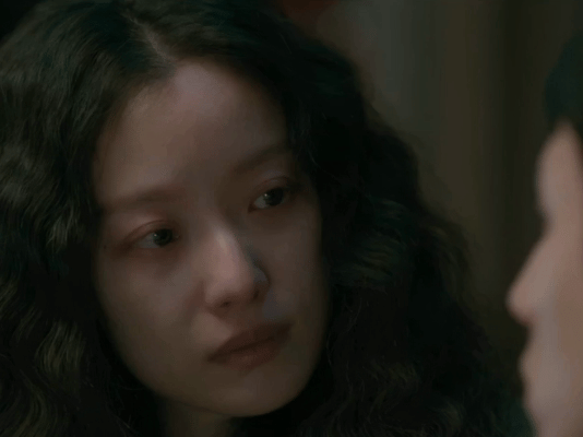 倪妮又有人生镜头了天生适配镜头的存在，每一次定格，都像是为荧幕量身打造 