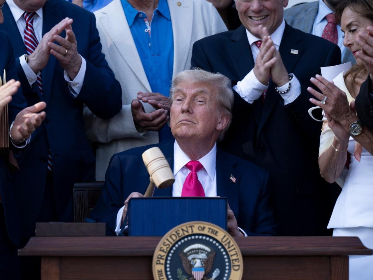 1.5万亿美元！美国公布史上最大规模预算，只为实现霸权美梦
 
美国国防部在4月