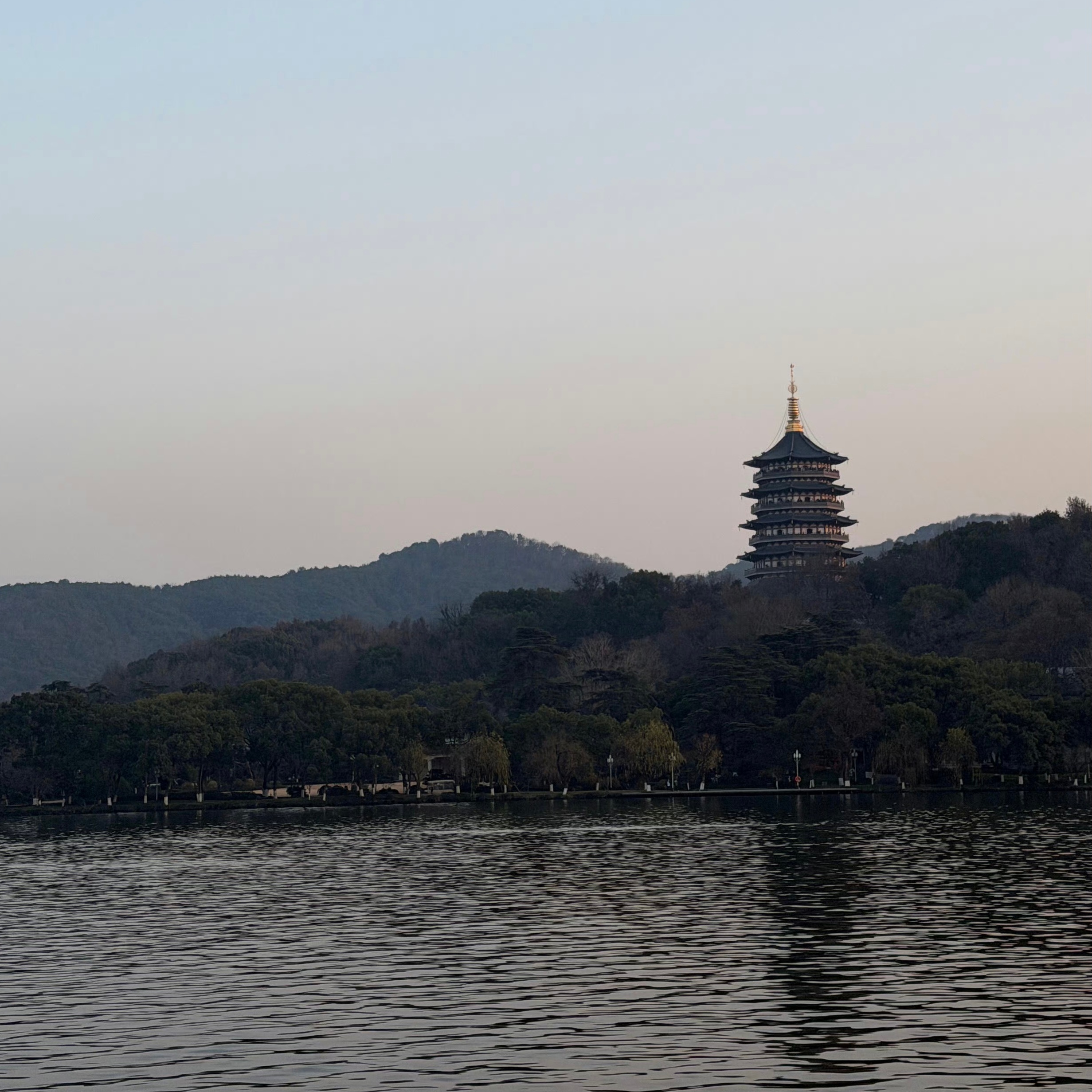 发现这么个事儿，咨询里，那些越是什么都想要的，最终越是什么都拿不到相反，可能本身