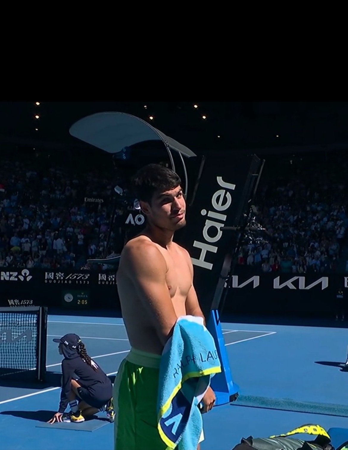 这很澳网澳网2026网球talking大会 阿尔卡拉斯的性感与可爱，转换就在一瞬