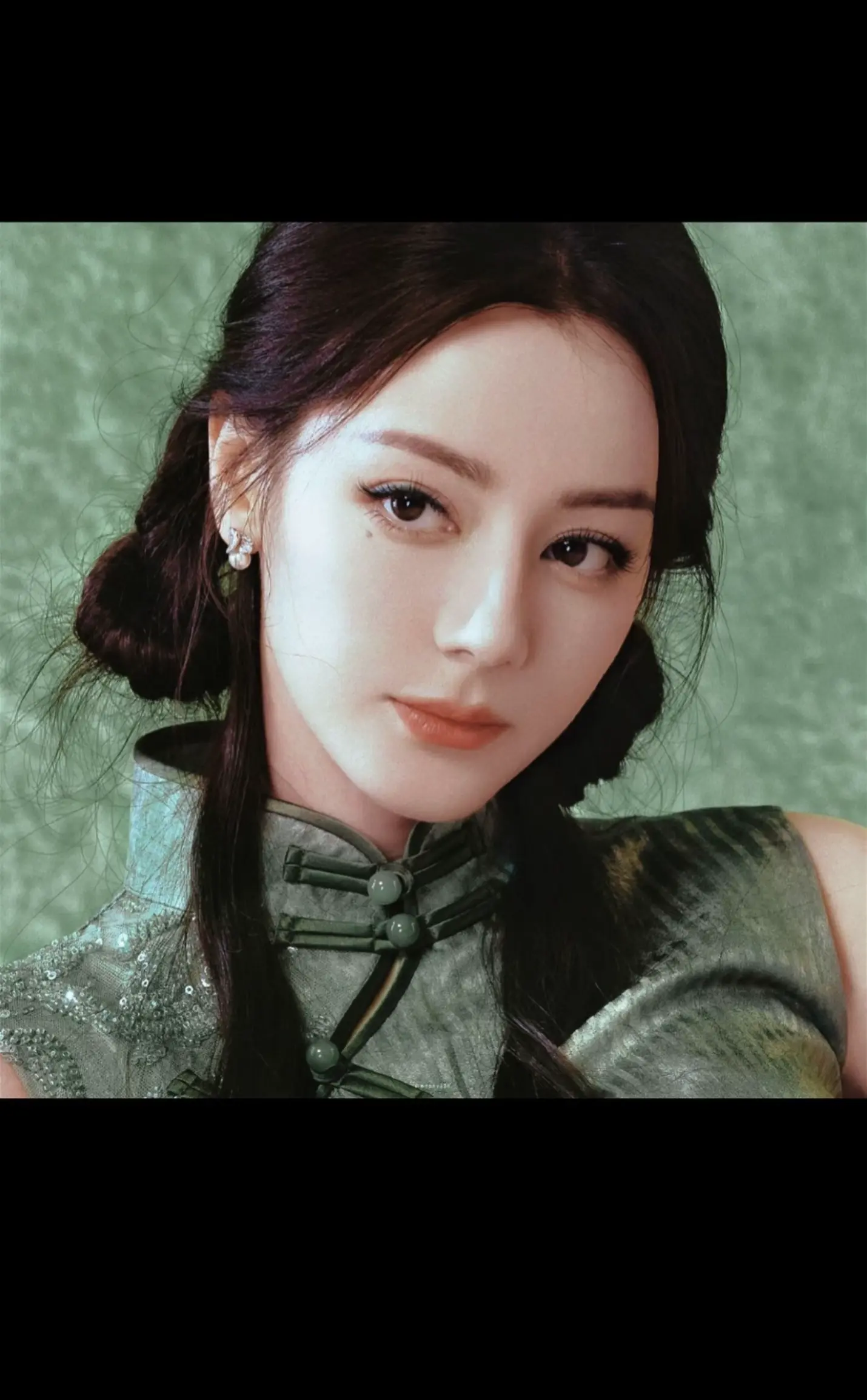 云想衣裳花想容，春风拂槛露华浓.倾国倾城的江南美人！！新中式 修图来自...