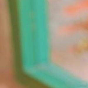 把独处的时光，过成自己的充电站不用急着追赶热闹，也不必勉强融入话题一个人窝在沙发