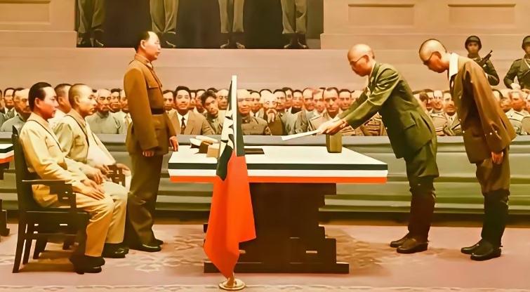 日本议员狂言荒谬至极！勿忘侵华血债，民族骨气从未弯折
 
日本议员抛出“若非美俄