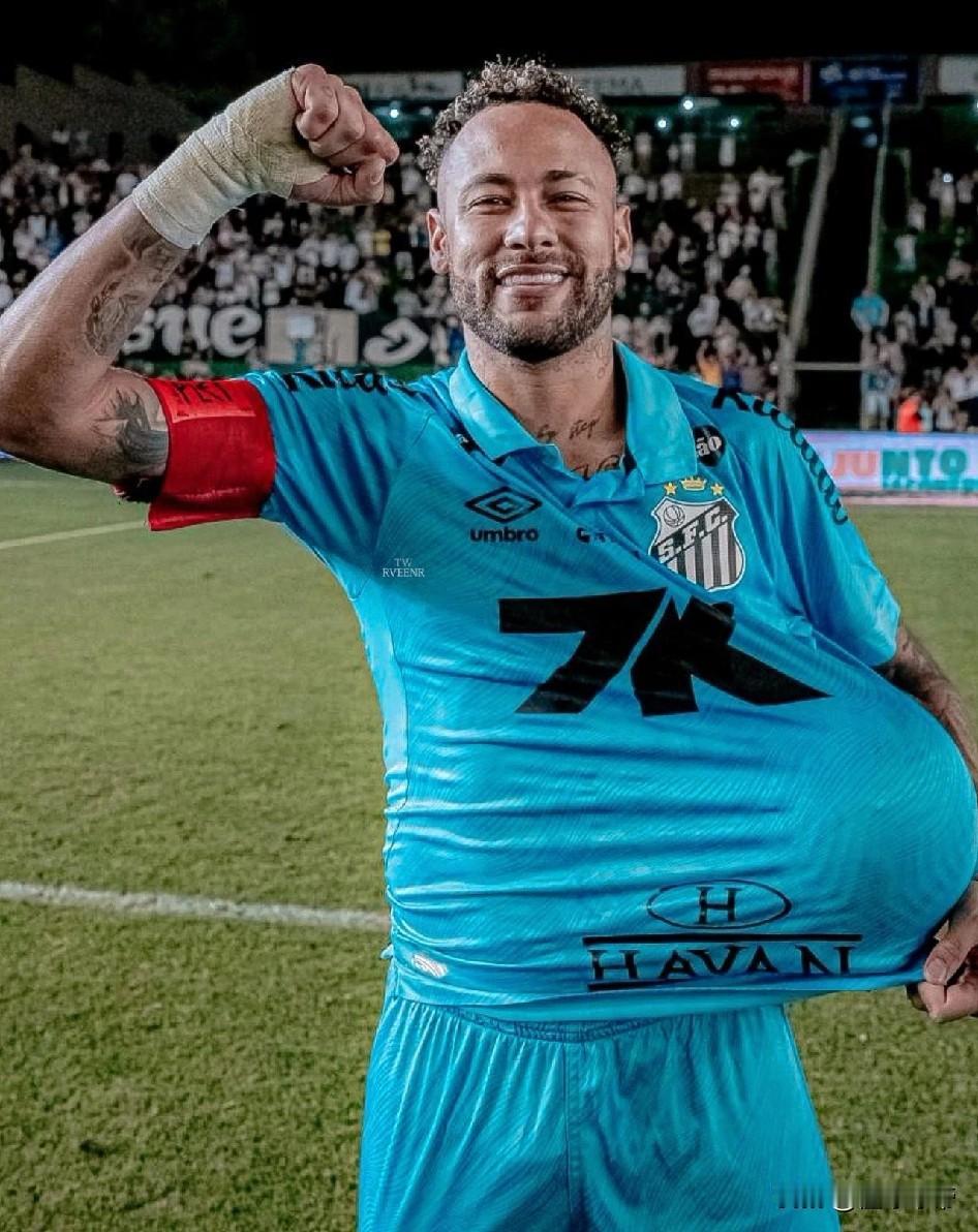 桑托斯的英雄，内马尔带领桑托斯成功保级!

在巴甲最后一轮联赛中，桑托斯在主场3