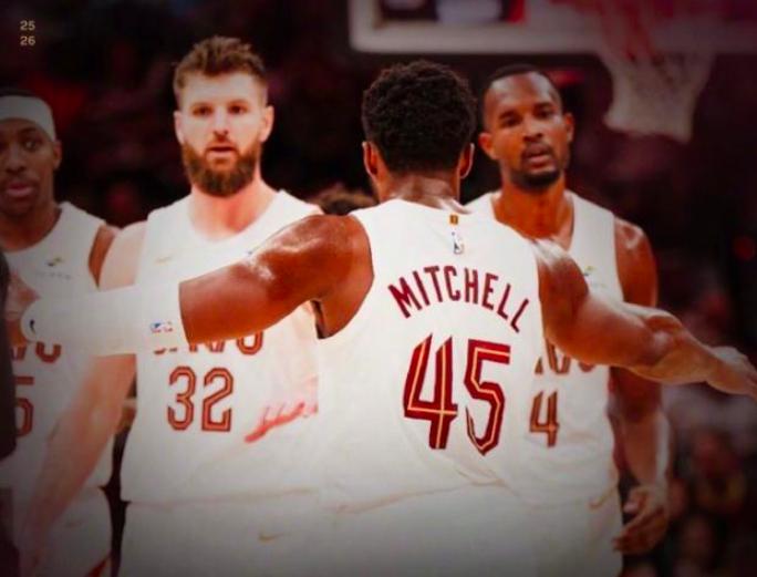 米切尔，不要怪大家说你了！
你是真的配不上一支NBA球队的核心领袖，之前在爵士是