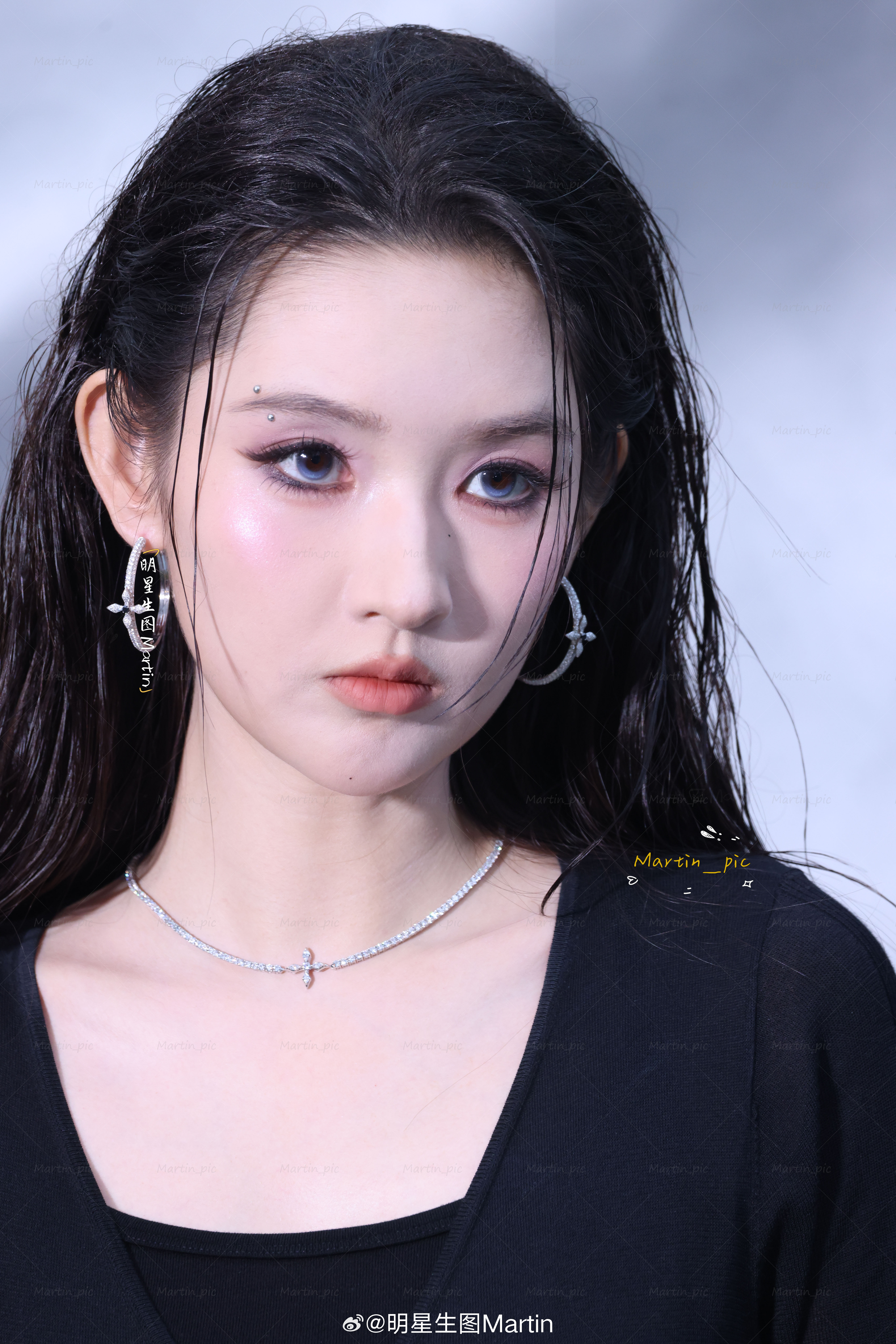 王玉雯 王玉雯SMFK生图怼脸欣赏王姐的冷艳厌世妆 好米的眼妆王玉雯