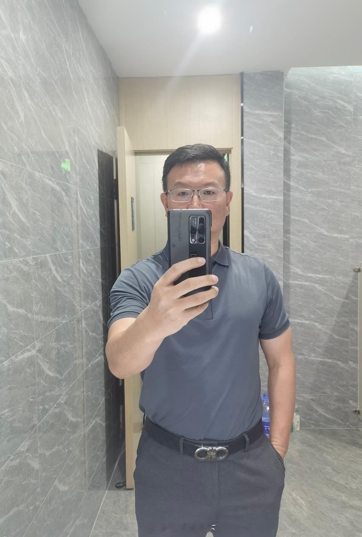 香港名媛不帮郭富城方媛P图被骂可是自信的人，都是原图直出的呀