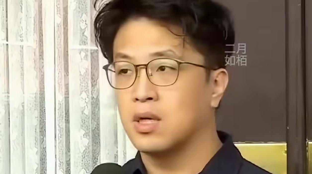 “顽固台独分子”这个绰号沈伯洋真是当之无愧，正当上海的小熊猫来到台湾时，这家伙再