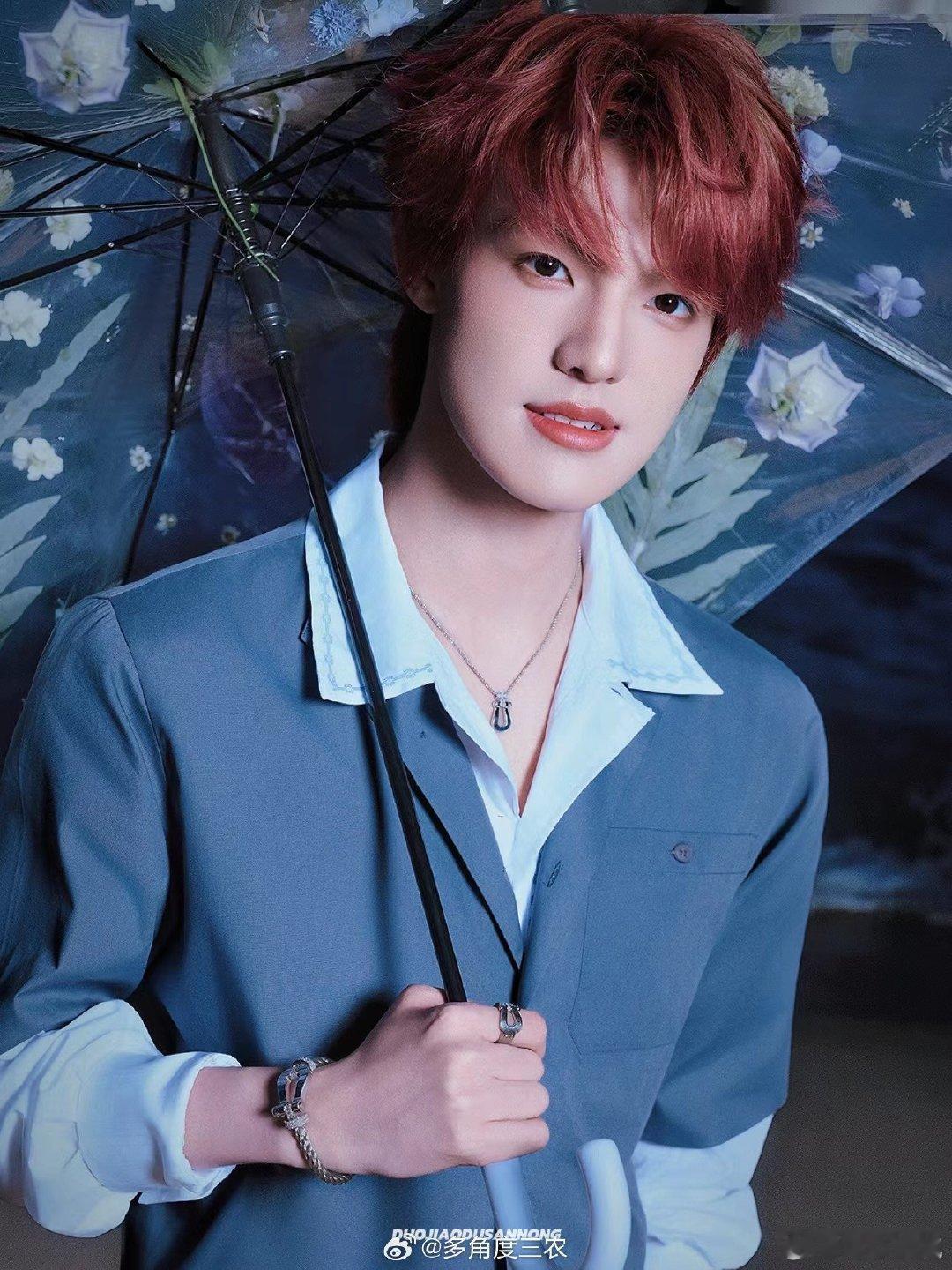 家人们谁懂啊！赵立坚都发了张泽禹宣传哈尔滨的消息，这简直是双重惊喜！作为张泽禹的