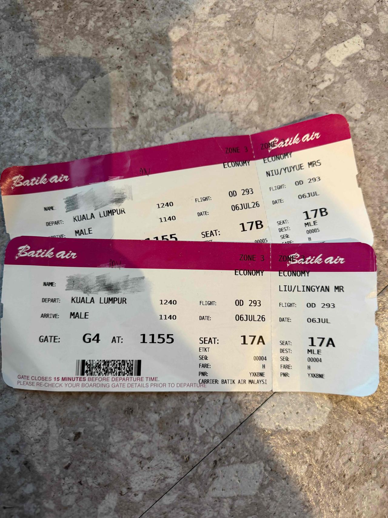 @飞猪 @峇迪航空 ：行李能卸下扔进失物招领，旅客就不配收到一条通知？

你们的
