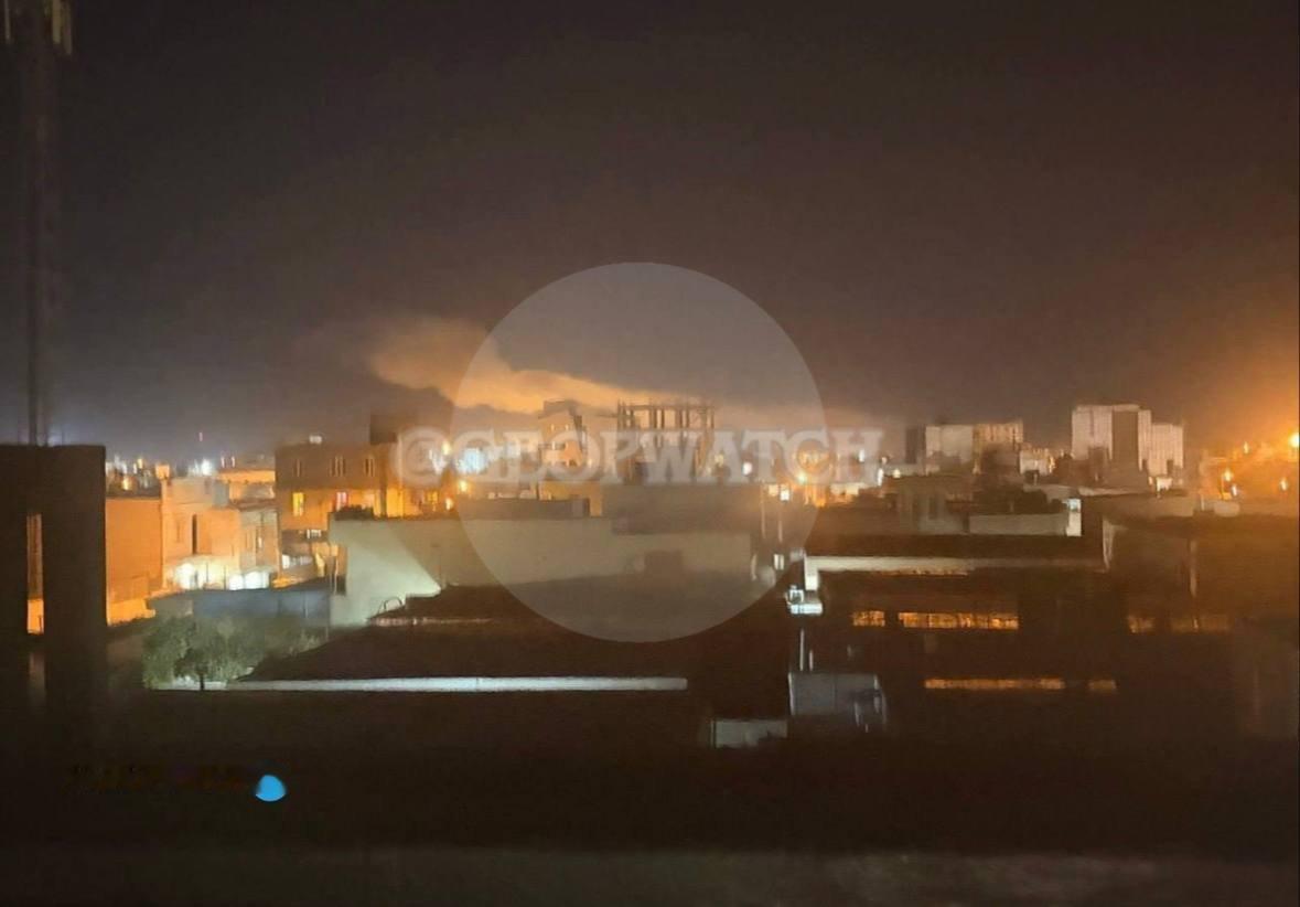 突发：伊朗媒体声称巴林和科威特正向伊朗发动攻击
- 伊朗官方媒体声称，这两个海湾