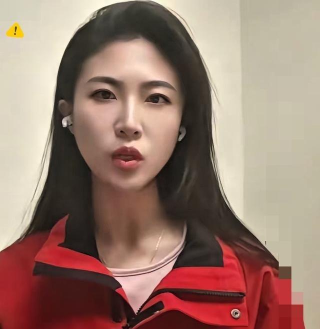 男女第一次过夜，基本都是女生先点头。男生自己不敢定，哪怕累成狗也会问“要不要再开