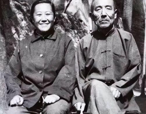 1971年，一老农民贪便宜，娶了一个不要彩礼的懒老婆。懒老婆不会做饭，也不答应同