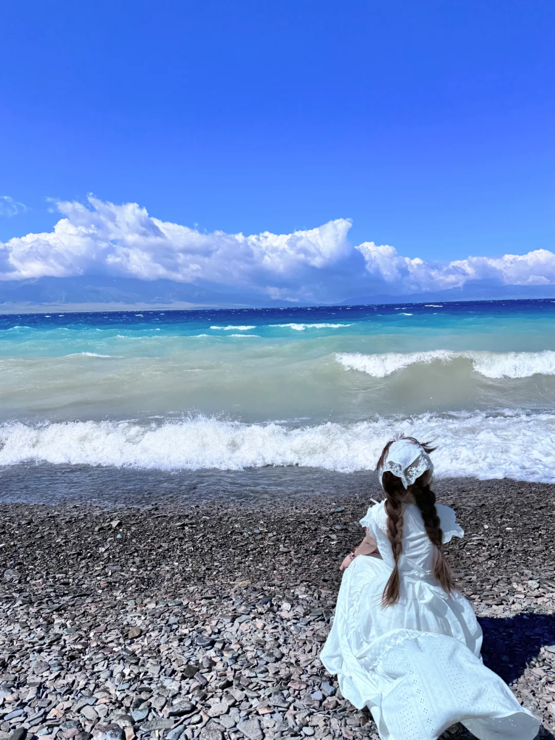 赛里木湖真的不需要滤镜……🥹🌊