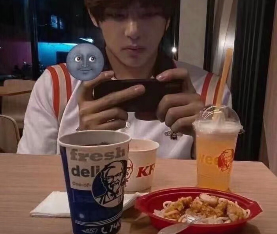 高中的时候和男友一起吃kfc 